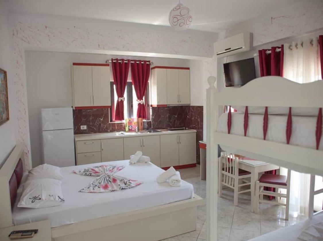 Poseidon Hotel Ксамил Экстерьер фото